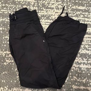 Lululemon lined pants. Good used condition. 6 tall.
